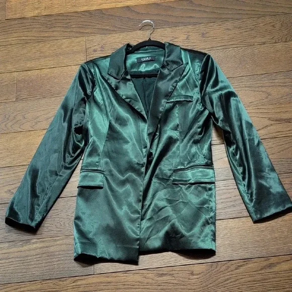 Akira Label - All The Right Moves Satin Blazer - Picture 7 of 9